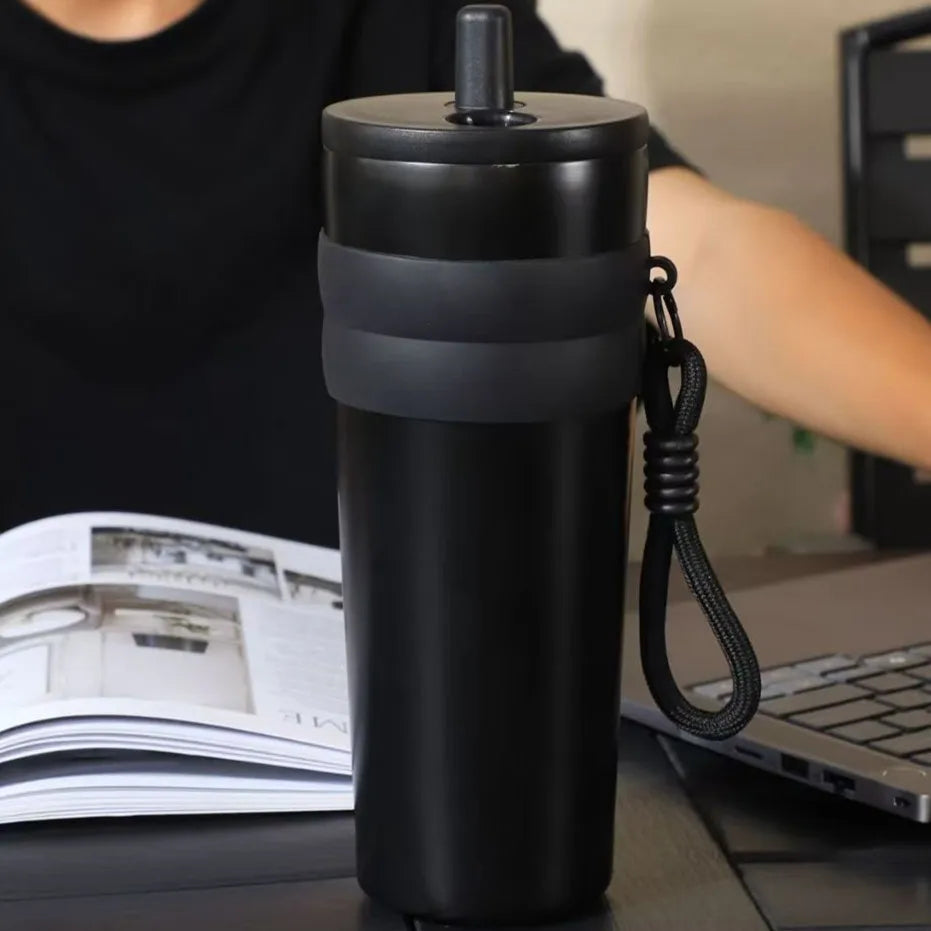 700ml Insulated Travel Thermos with Straw — Leak-Proof